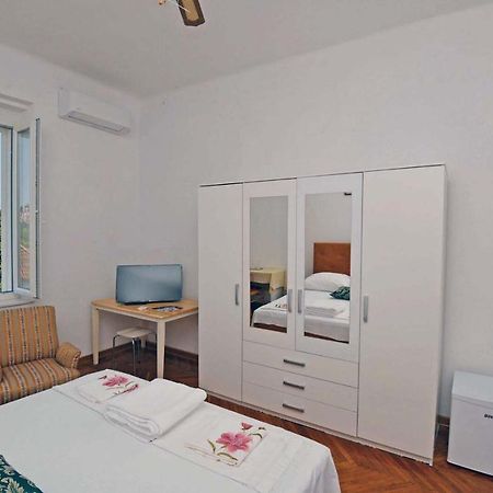 Spacious Room With A Panoramic View Of Harbor Дубровник Экстерьер фото